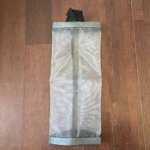 Mesh Grocery Bag Keeper